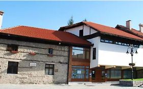 Хотел Танне